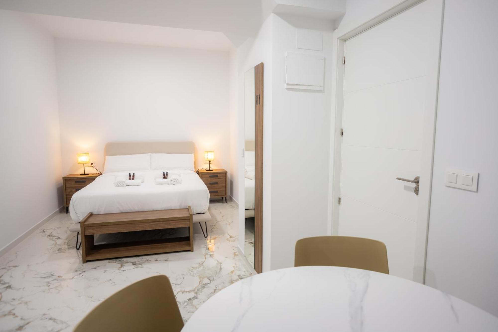 L&G Apartments Bahia Suite Alicante Zewnętrze zdjęcie