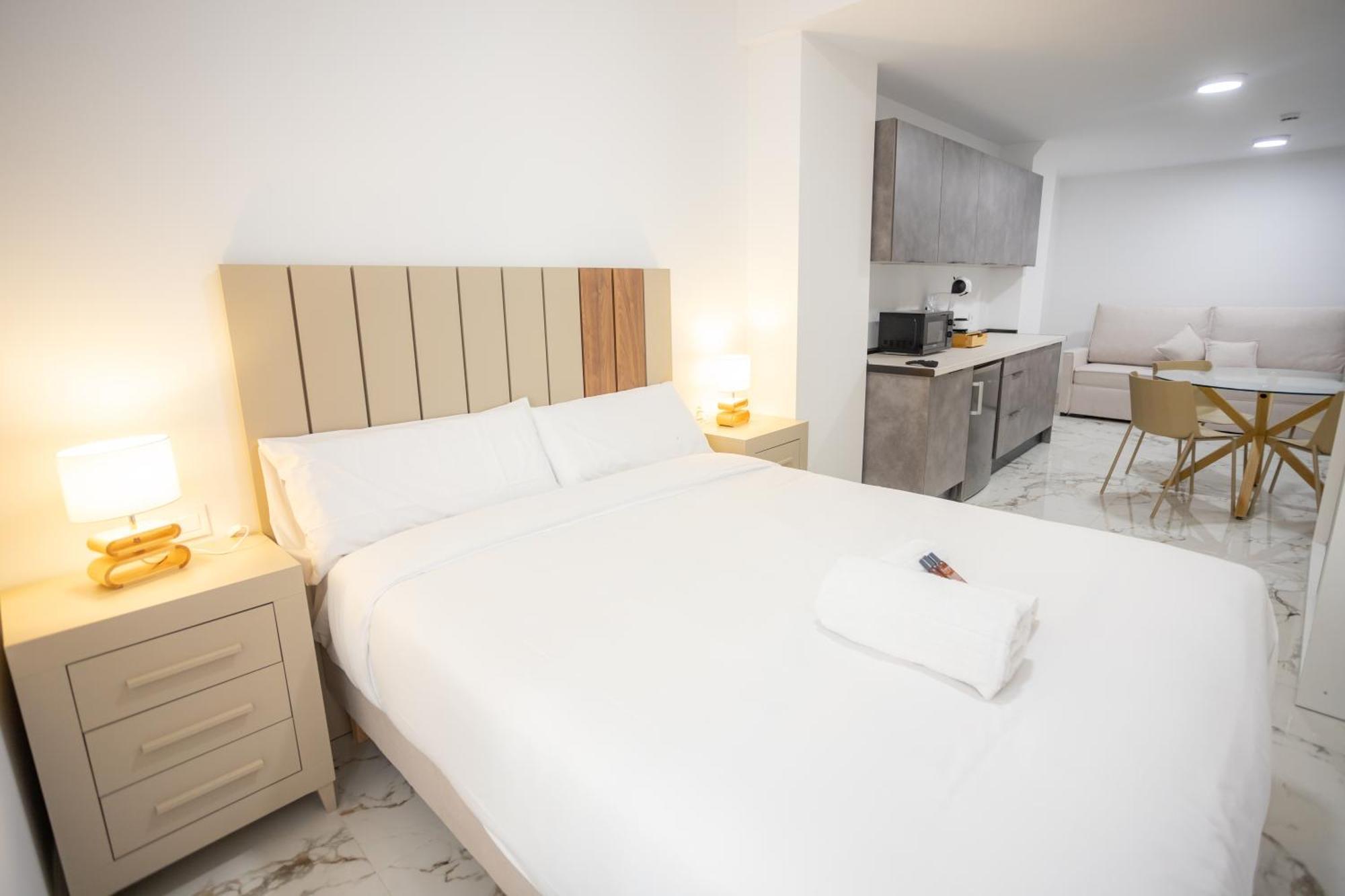 L&G Apartments Bahia Suite Alicante Zewnętrze zdjęcie