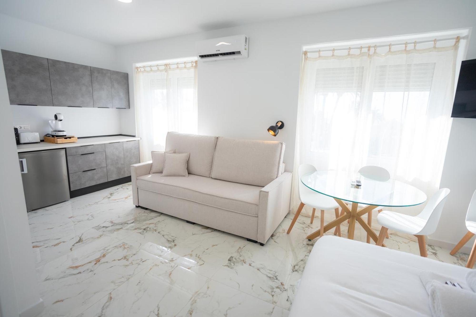 L&G Apartments Bahia Suite Alicante Zewnętrze zdjęcie